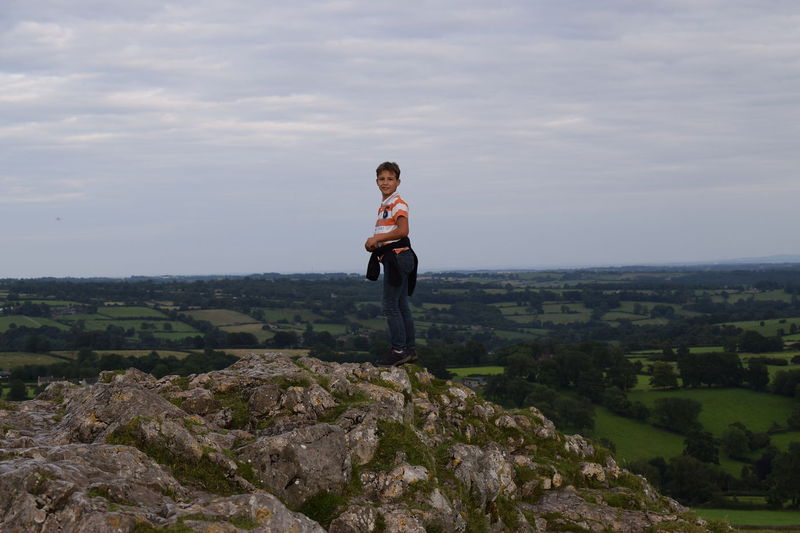 File:ThorpeCloud-13Aug17-11.jpg