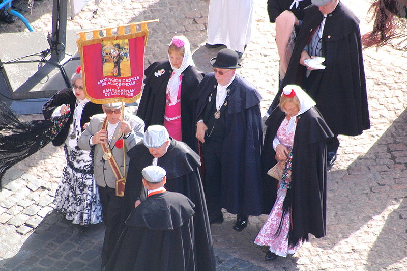File:Almudena-PlazaMayor-9Nov2014-10.jpg